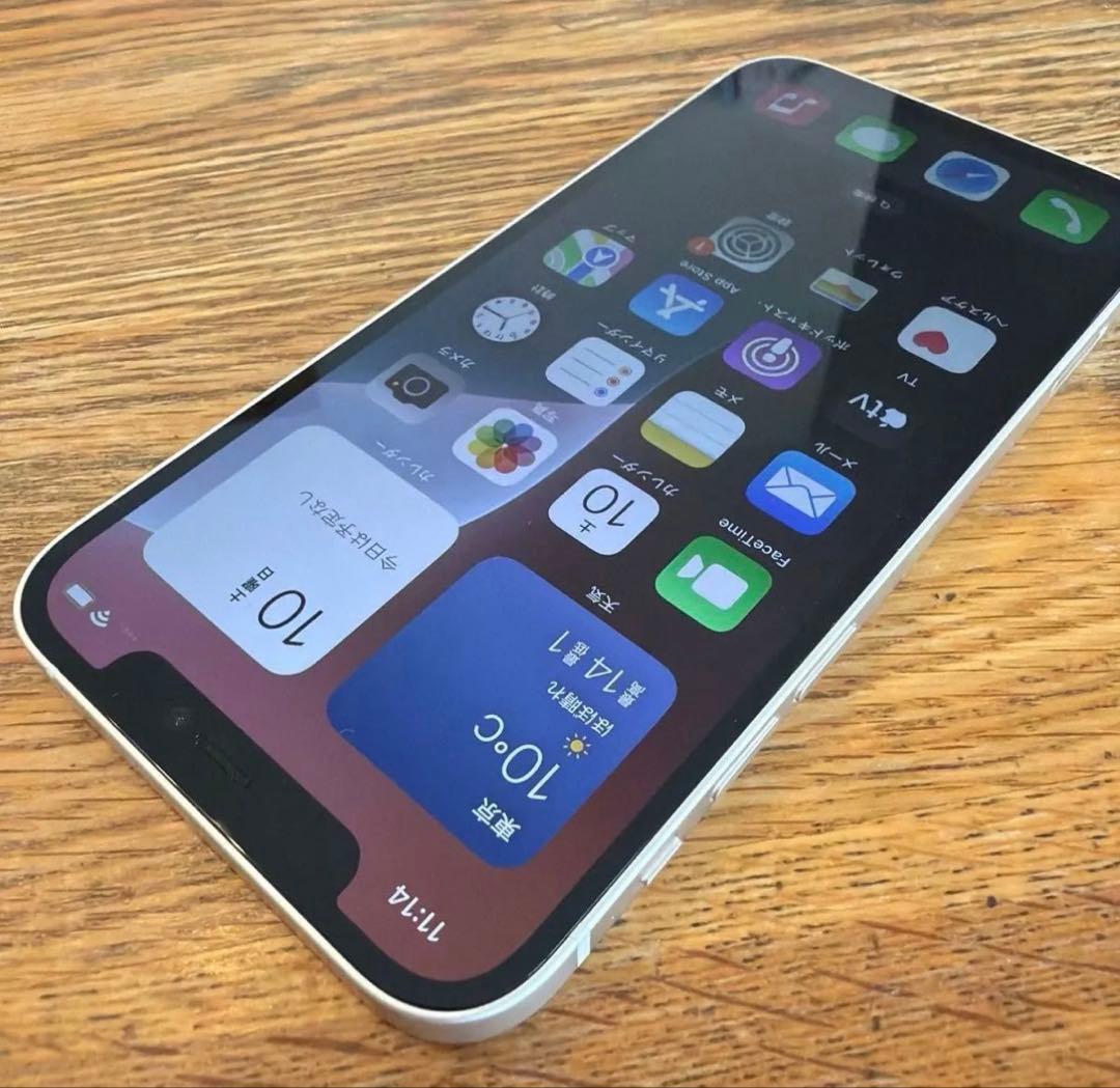 iPhone12★ホワイト★64GB★SIMフリー★純正充電ケーブル、ケース付き