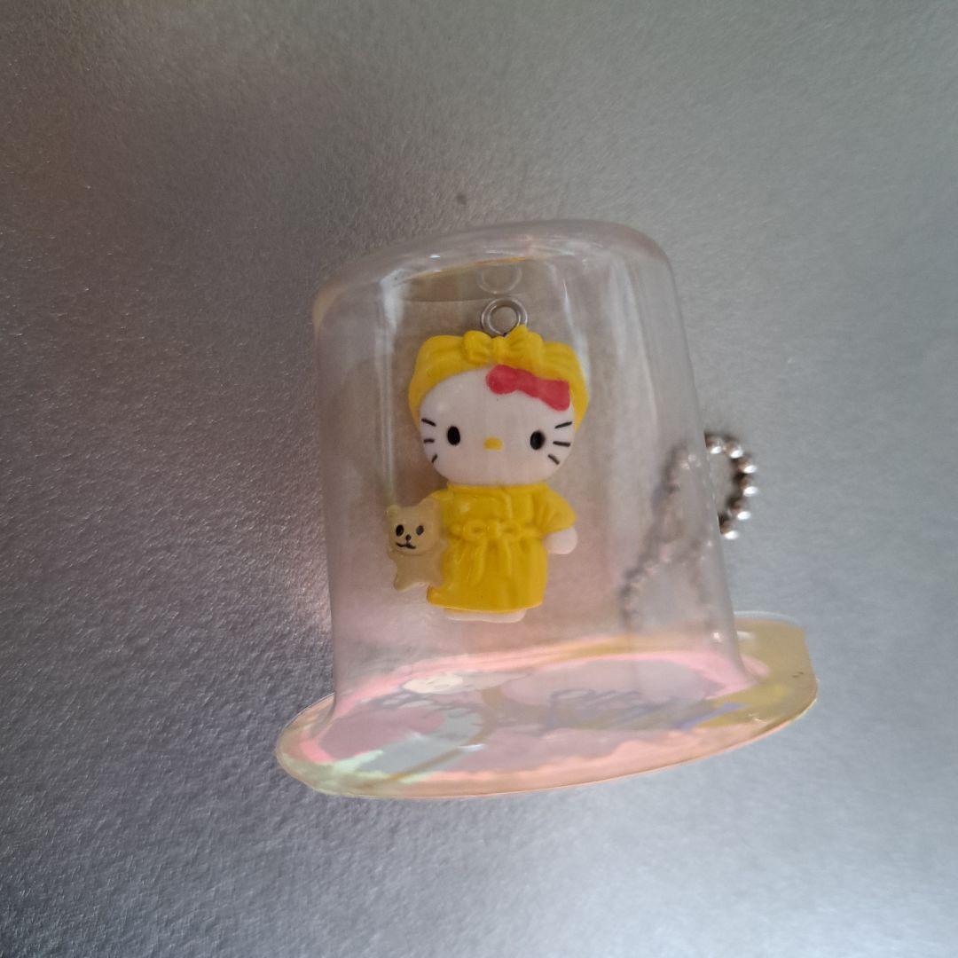 購入条件あり　激レア　キティ　カップ入りマスコット　７コセット