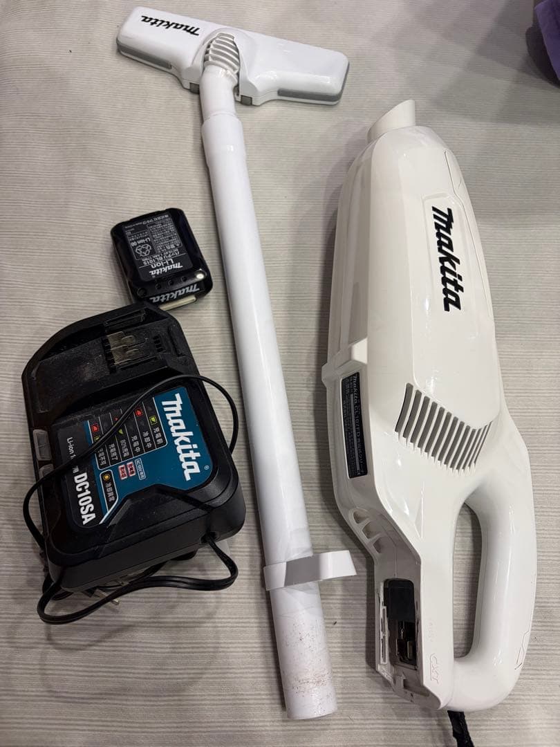 マキタ 充電式クリーナー