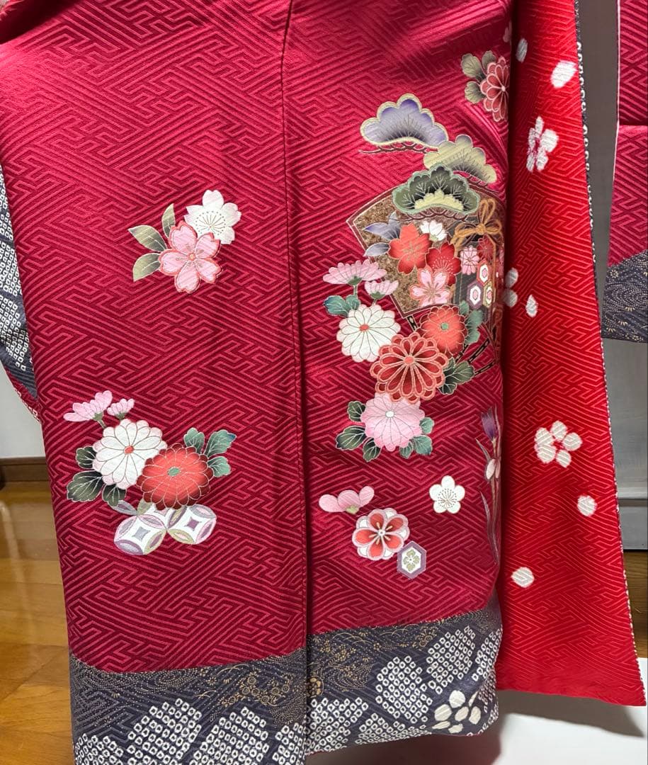 ⁂なお様⁂【振袖フルセット】 +小物・肌襦袢セット 赤 扇花柄 金駒刺繍
