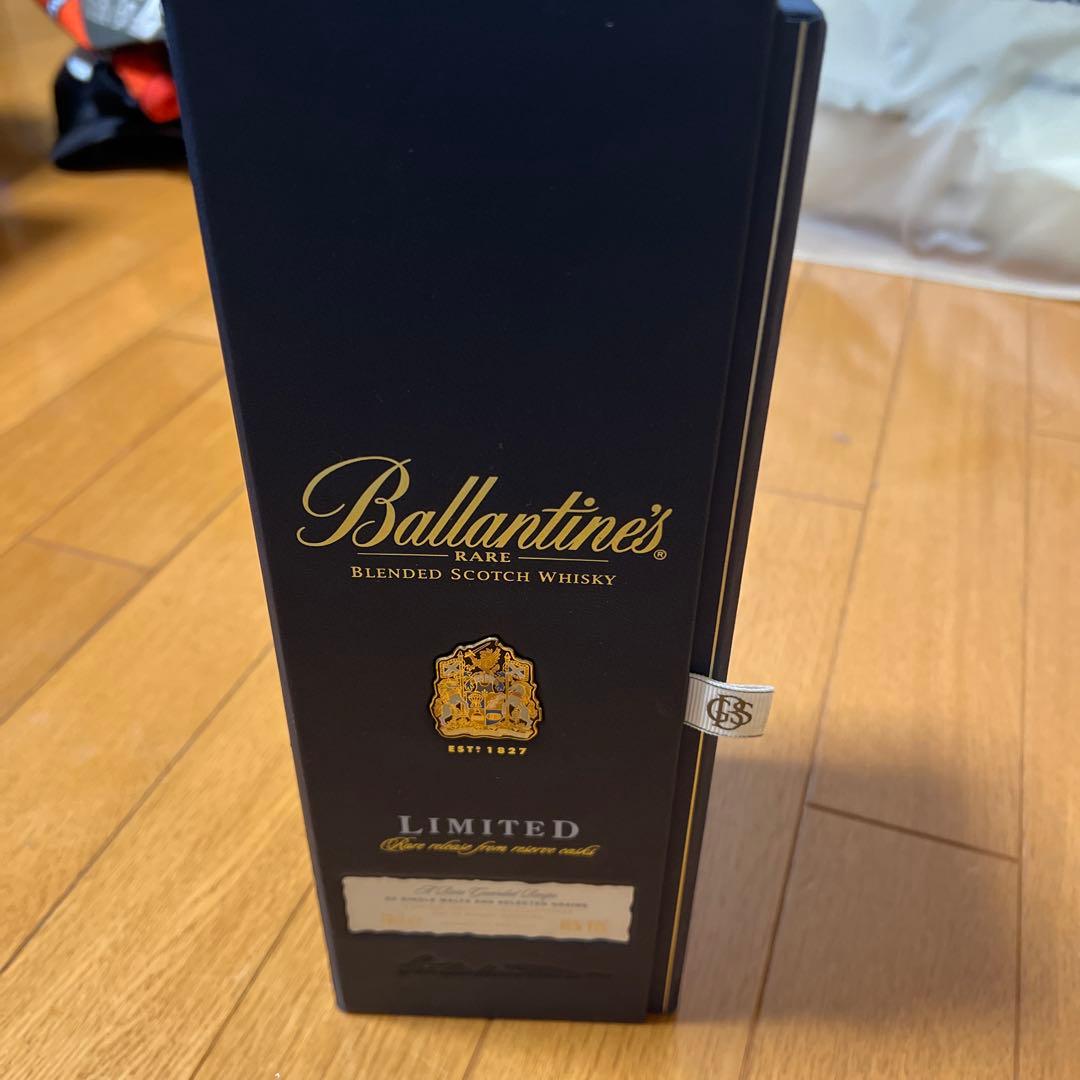 ウイスキー Ballantine's Rare Blended Scotch Whisky
