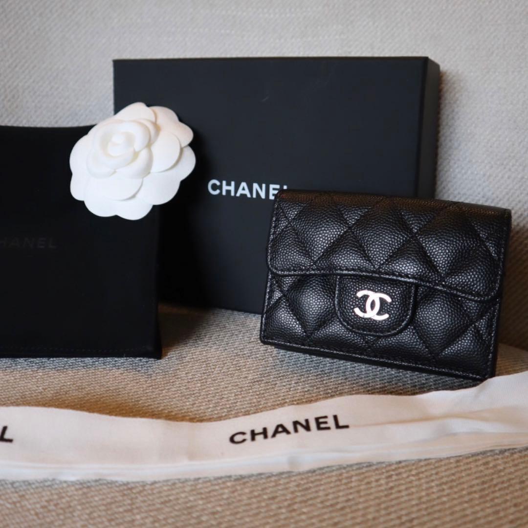 シャネル CHANEL スモールフラップウォレット 三つ折り財布 キャビアスキン
