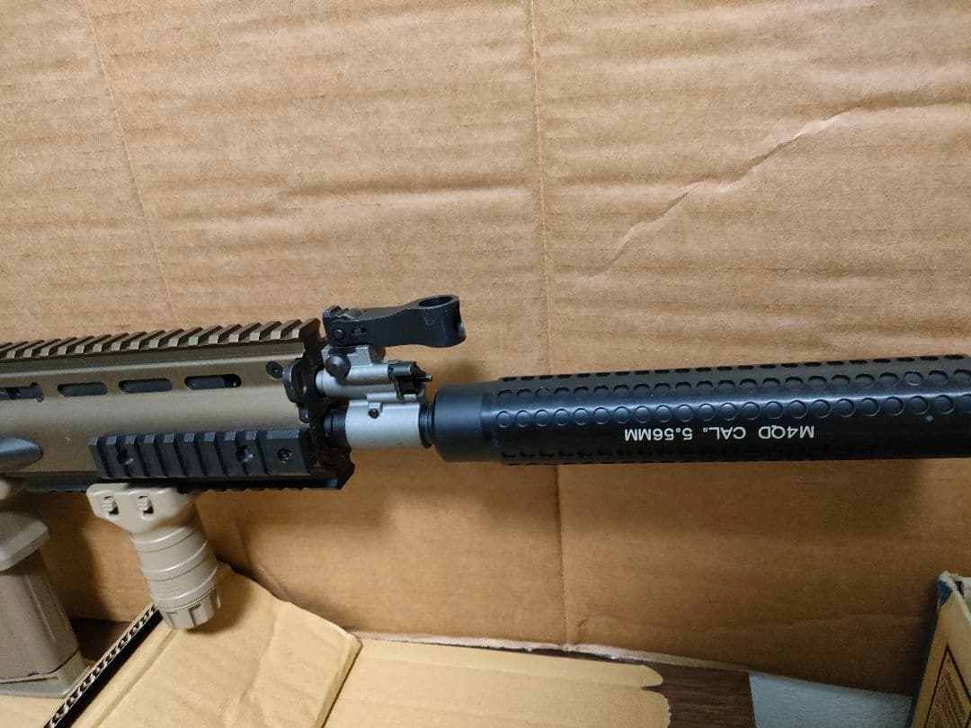 マ*ル様 東京マルイ　次世代電動ガン　スカーH　サイレンサー　サイト　グリップ付