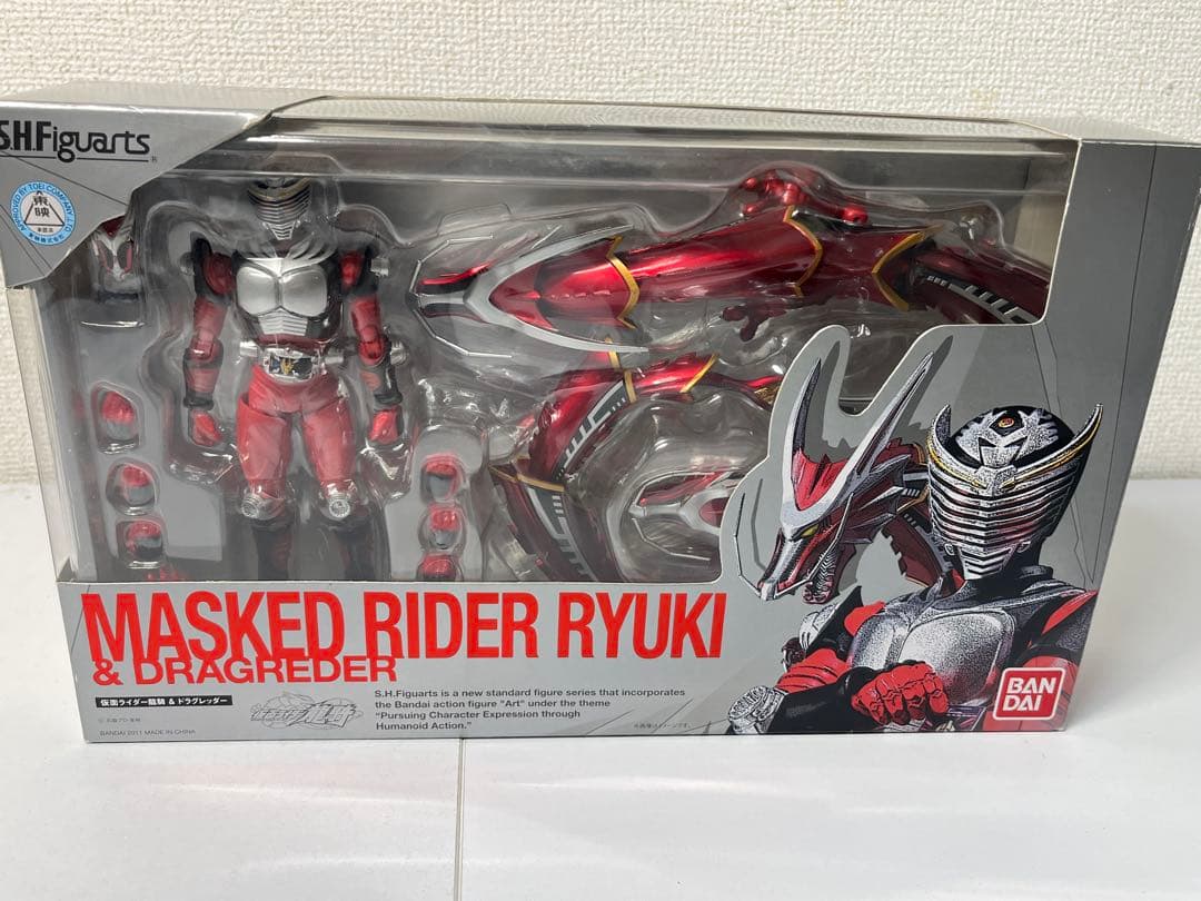 S.H.Figuarts 仮面ライダー龍騎＆ドラグレッダー