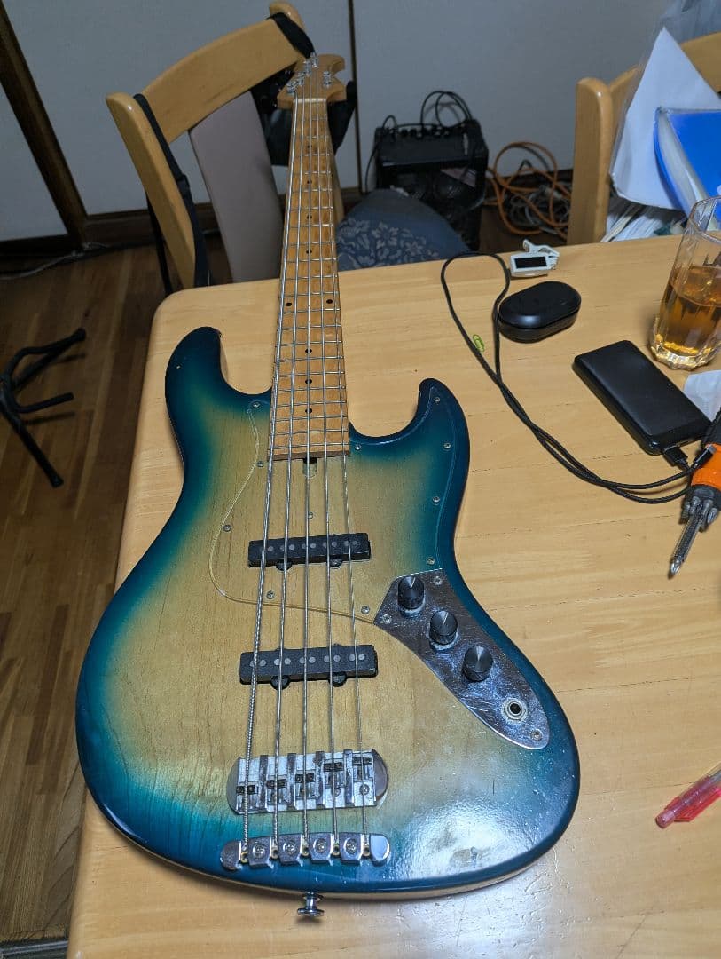 Bacchus5弦パッシブジャズベース　ハンドメイドWOODLAND日本製中古品