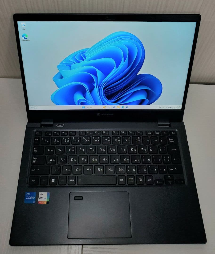 dynabook G83 第11世代Corei5 8GB 256GB IGZO