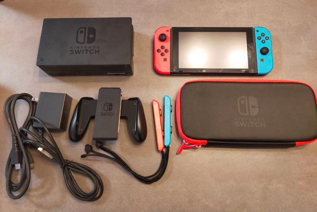 Nintendo Switchネオンレッド／ネオンブルー 付属品一式 動作確認済