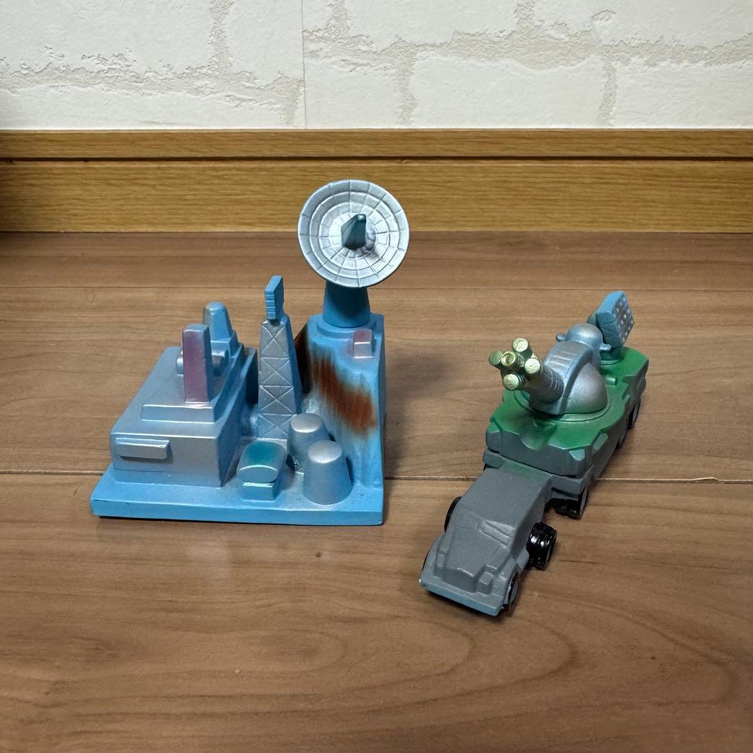 マーミット ミニソフビ メーサー車 宇宙局基地