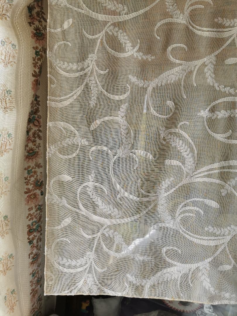 アンティークマドラスレース 麦の穂と葉 アプリコット＆アイボリー カーテンパネル