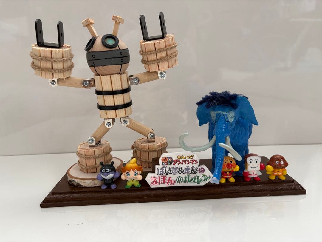 映画それいけアンパンマン2024置物