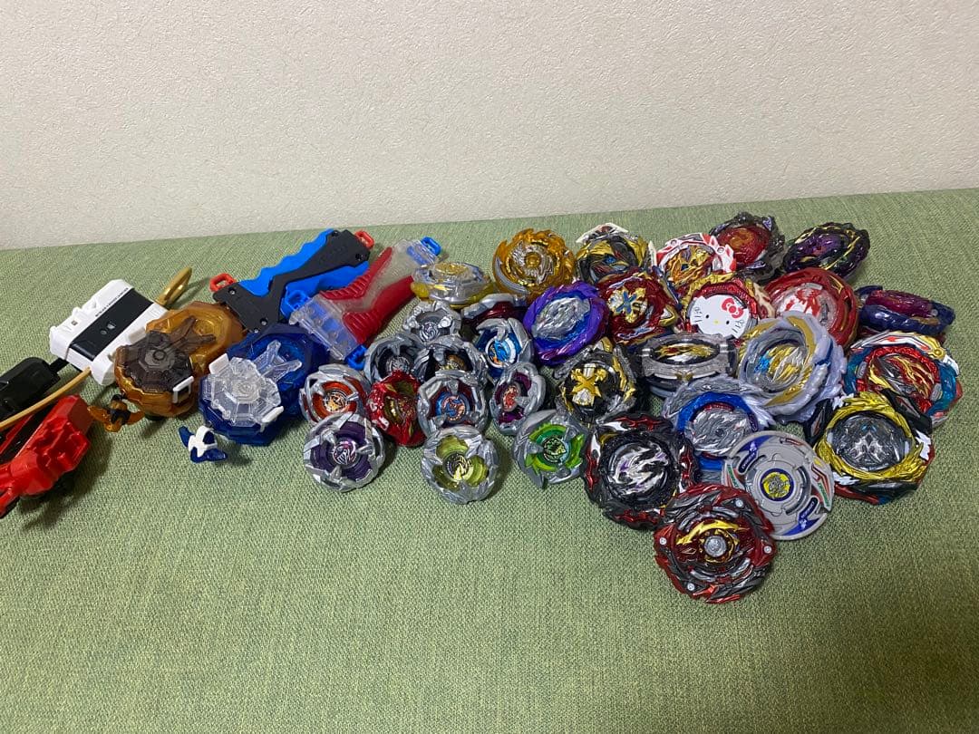 ベイブレードX、ベイブレードバーストセット