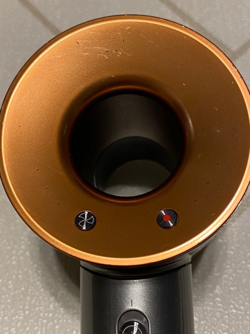 Dyson Supersonic Ionic ヘアドライヤー HD15