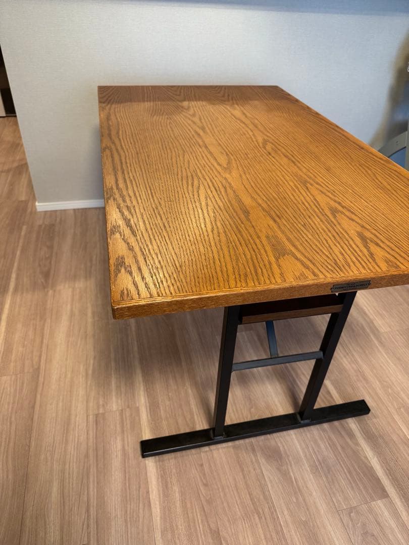 【niko and...】リビングダイニングテーブル/クラシックダイナーシリーズ