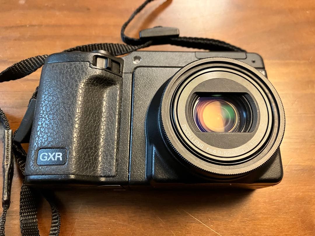 【RICOH】GXR デジタルカメラ（8GBディスク付）