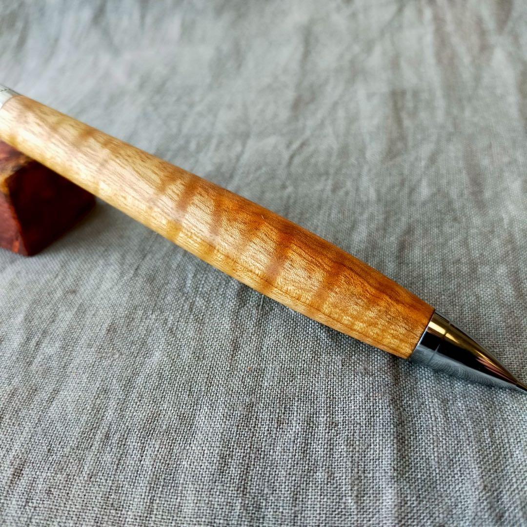 ハンドメイド　木軸シャープぺン　楠　極上　縮杢　0.5mm　ウッドペン　天然木
