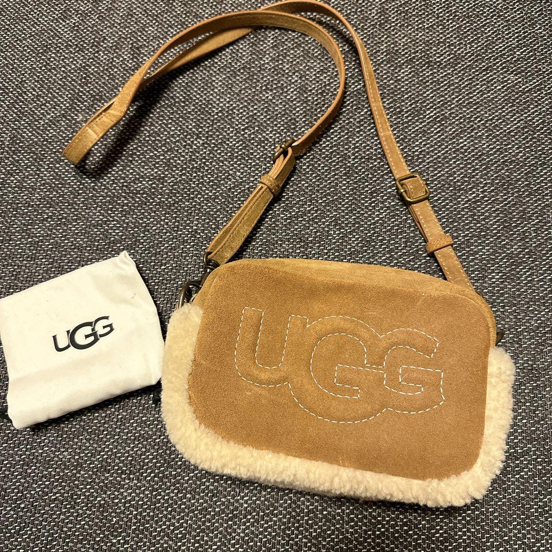 UGGジェニー2ムートンショルダーバッグ　キャメルベージュ
