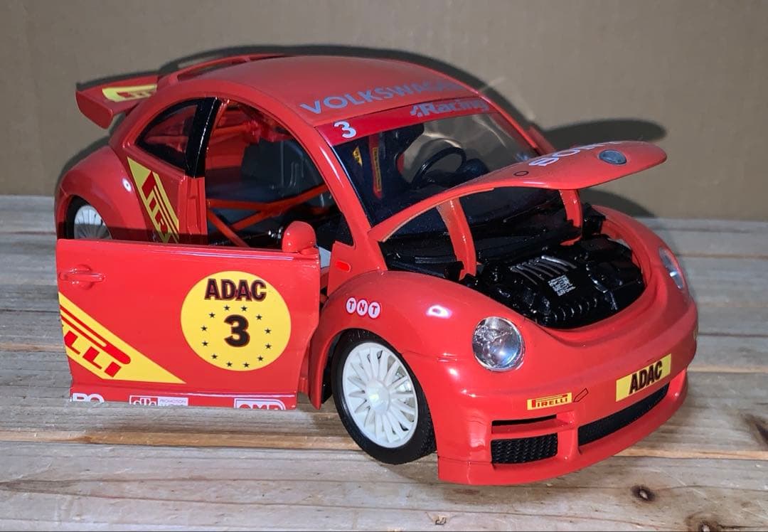 ミニカー　1/18　VW　ニュービートル　CUP　1999