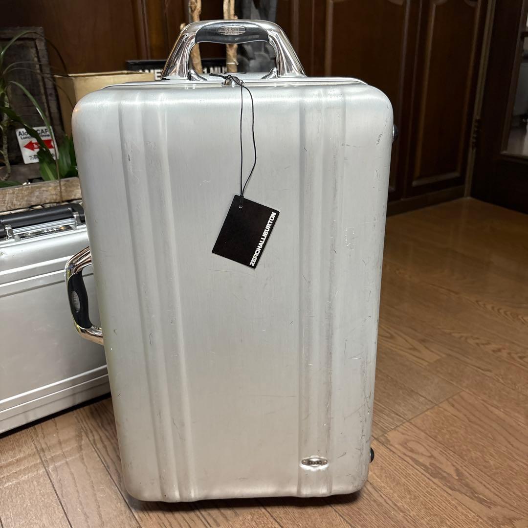 専用品　稀少品【レアな女性用】機内持込可ゼロハリバートン　アルミ製キャリーケース