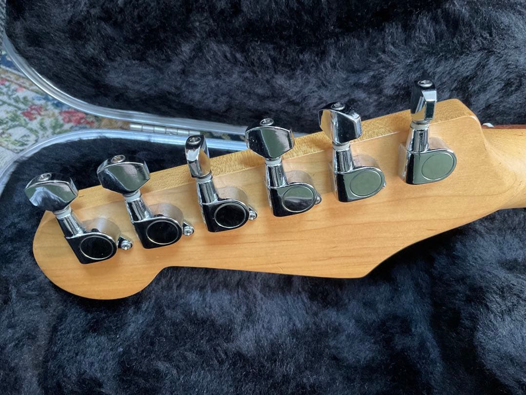 ストラトキャスター　タイプ　マットブルー