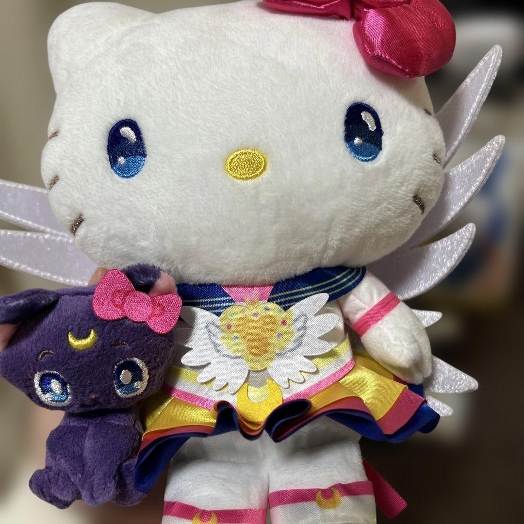 ハローキティ セーラームーンコラボ ぬいぐるみ