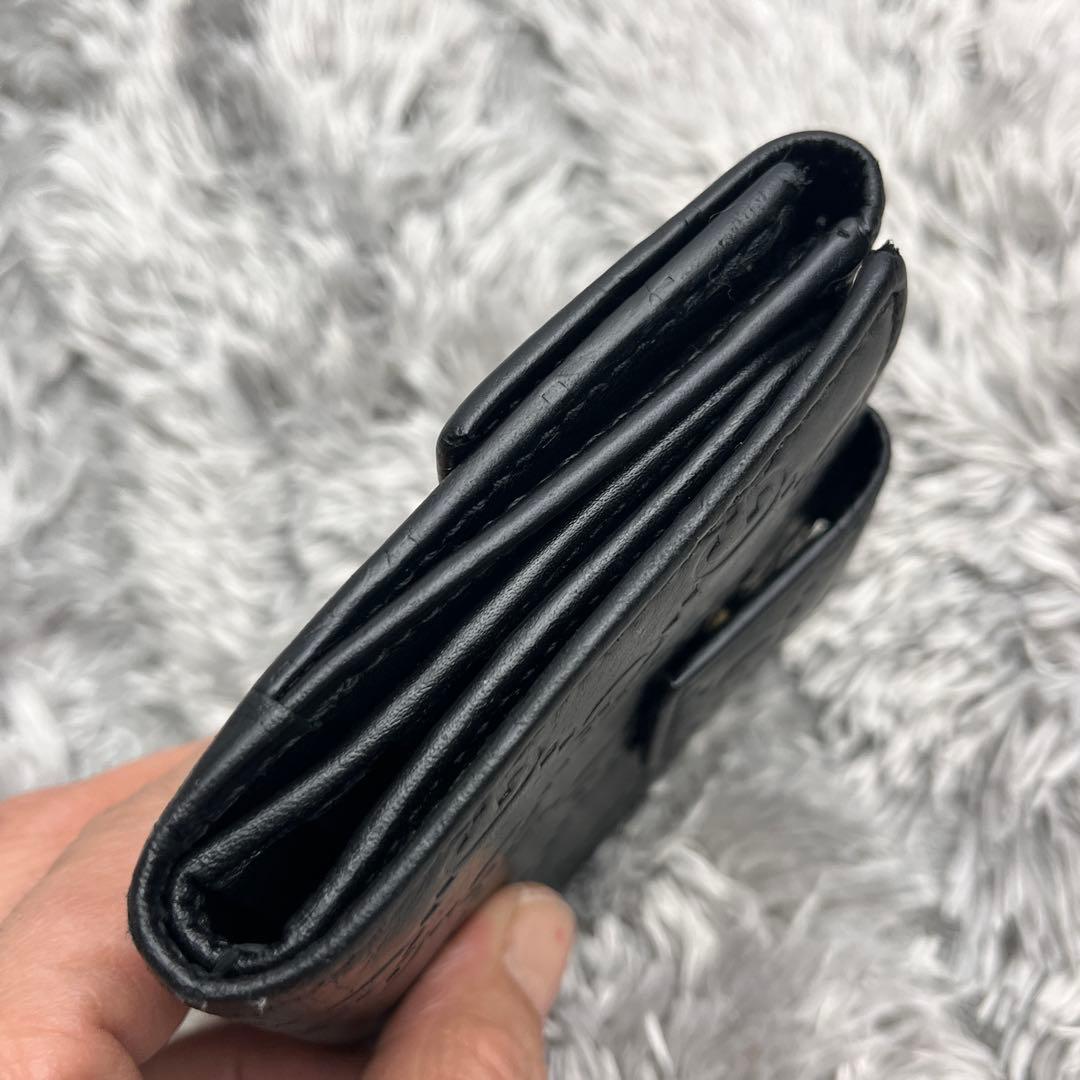 グッチ　シマ　折り財布　ロゴプレート　ブラック　　メンズ　レディース