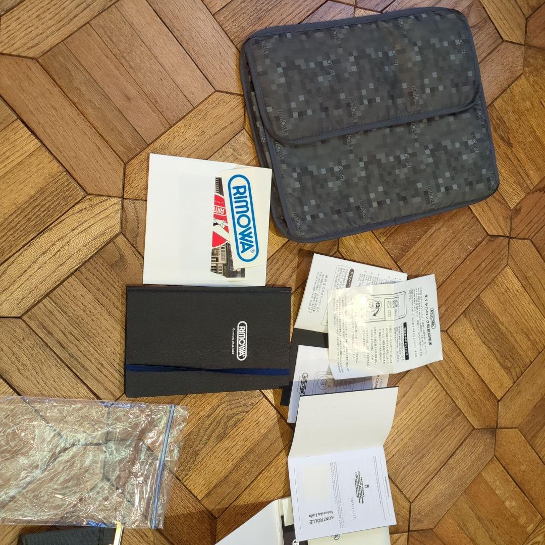 RIMOWAサルサビジネストローリー 23L