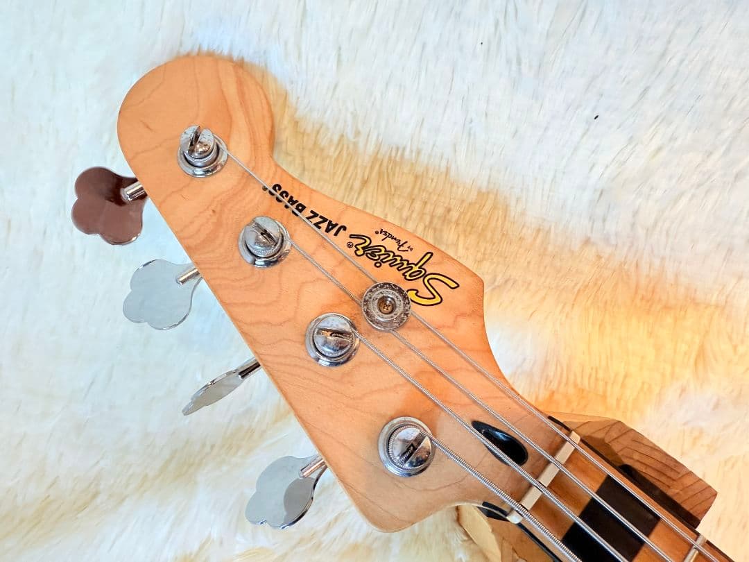 替え玉無料squier Classic Vibe70sジャズベース