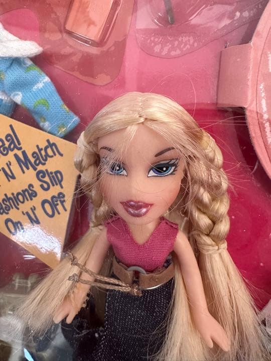 2002年ブラッツ BRATZヴィンテージ 人形Barbieナイルパーチ　レア