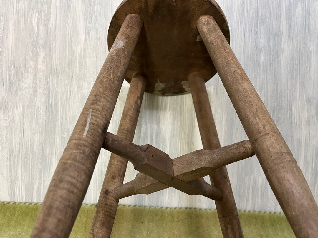 木製スツール 4本脚 円形座面