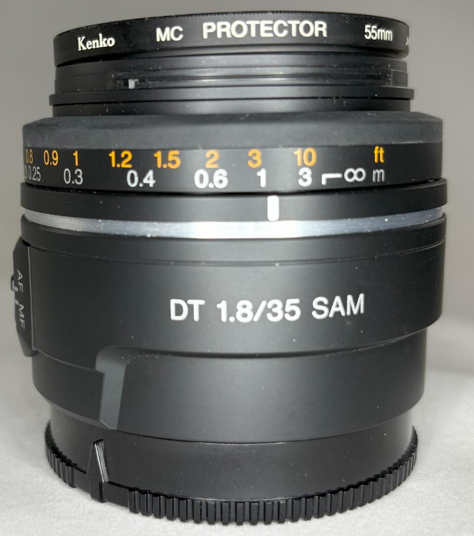 Sony SAL35F18 35mm F1.8 レンズ 保護フィルター付き