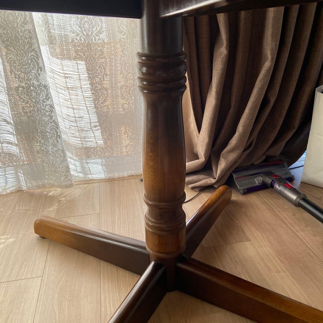 飛騨産業　キツツキマーク　ダイニングテーブル