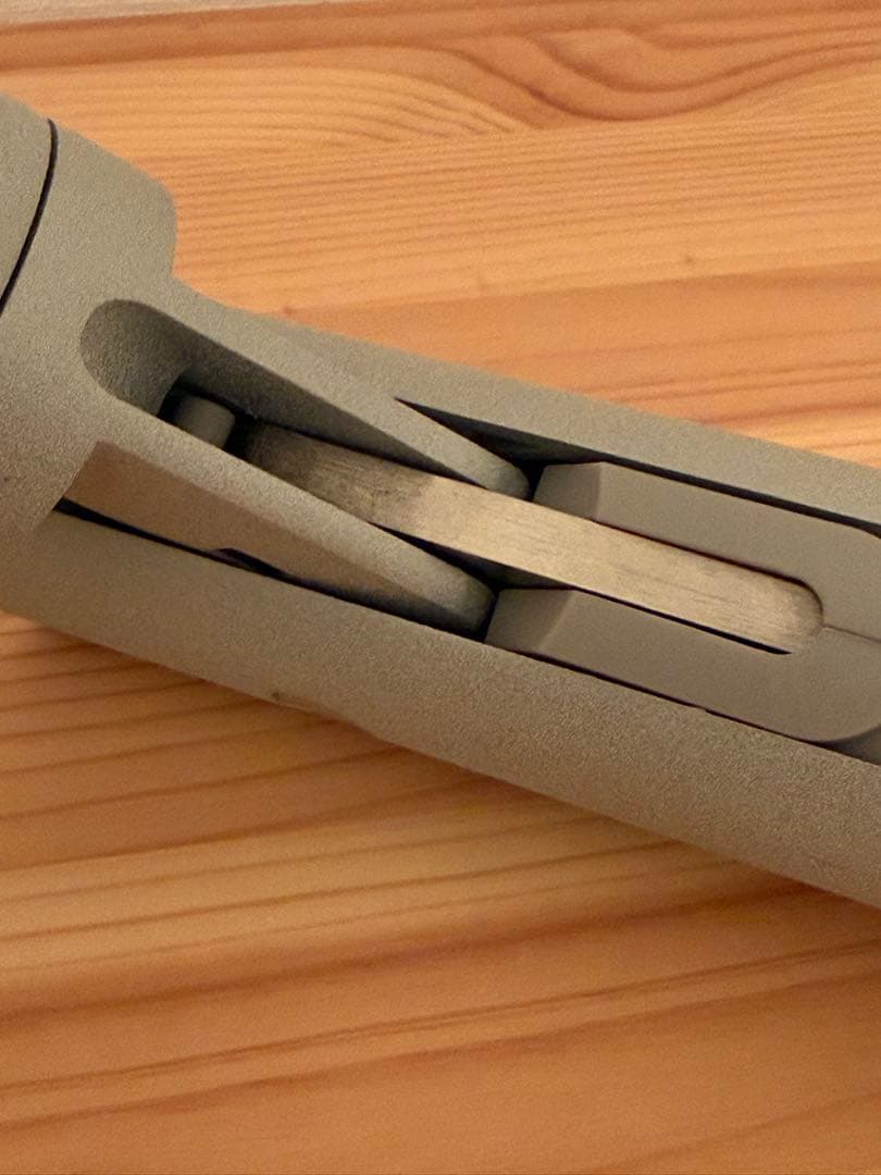 Herman Miller ハーマンミラー CBS Flo シルバー