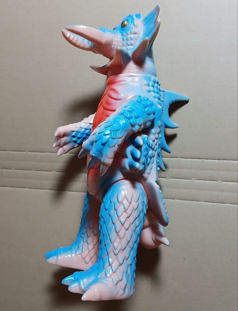 は*ん様 ブルマァク 復刻 ウルトラマンA 怪獣 ソフビ キングクラブ エラー品
