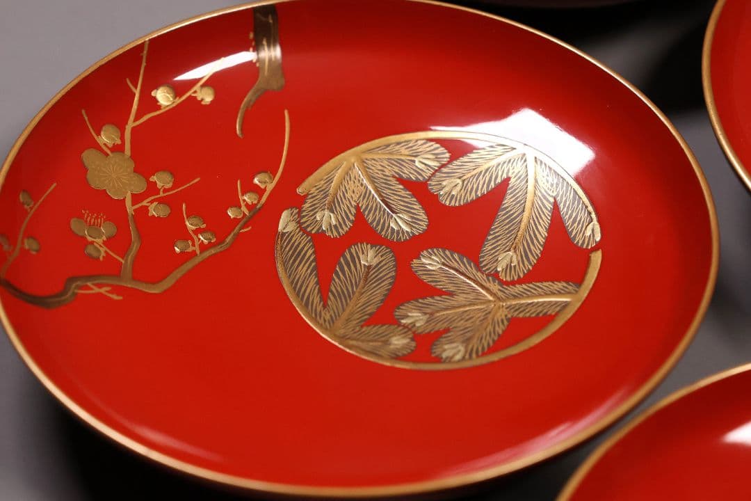【CM246】時代木製漆器 松竹梅 金蒔絵 朱塗 引盃 五客 木製漆器 小皿 杯