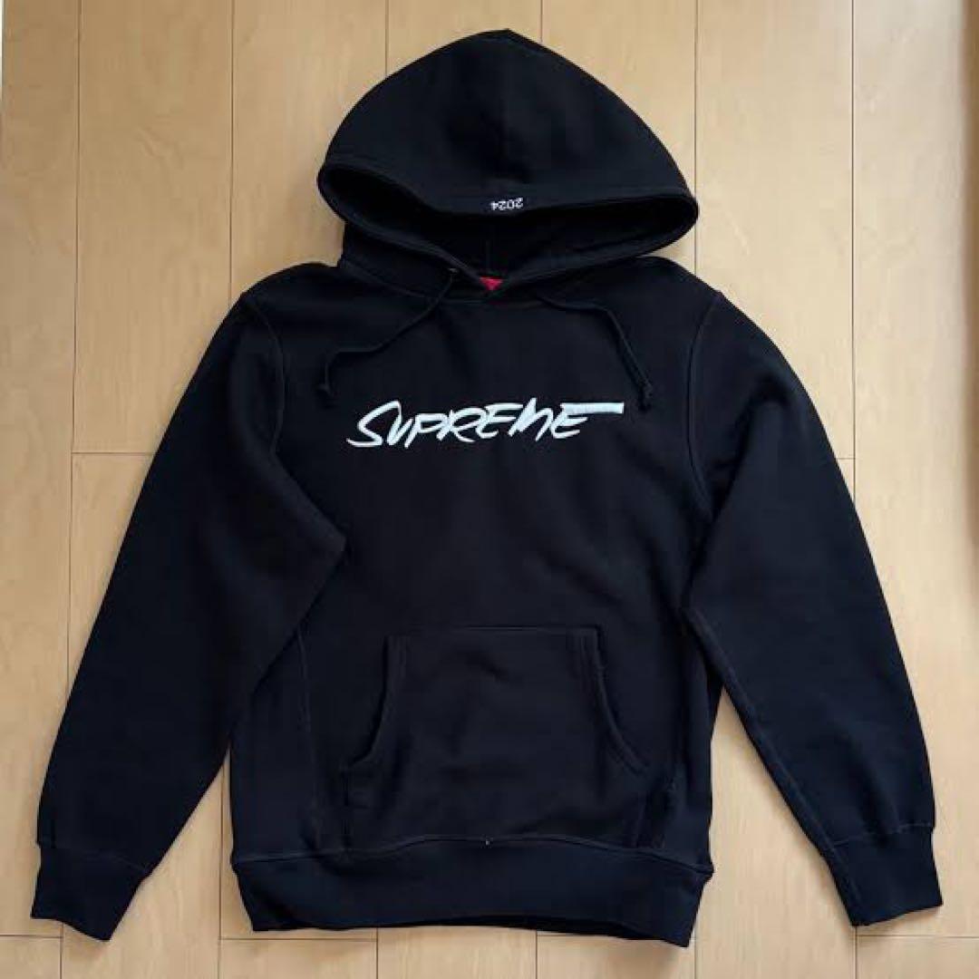 supremeパーカー