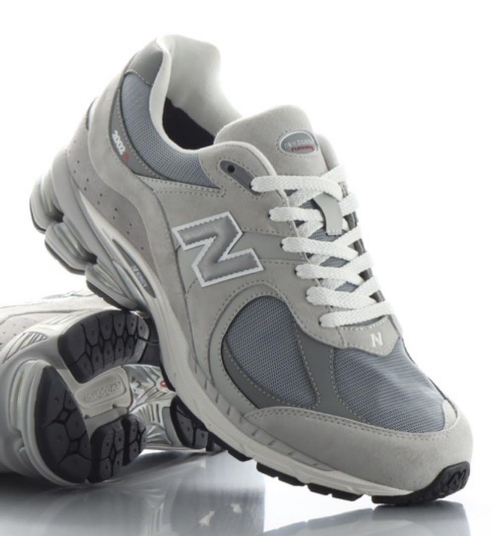 スニーカー New Balance M2002RXJ