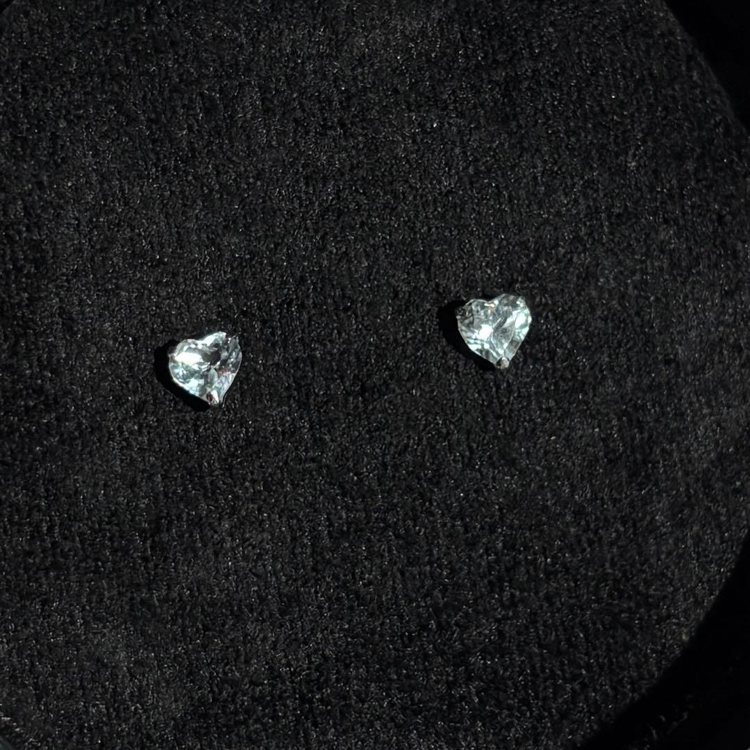 ❤️キラキラアクアマリン❤️新品未使用　ハート　一粒ピアス　pt900 0.7ct