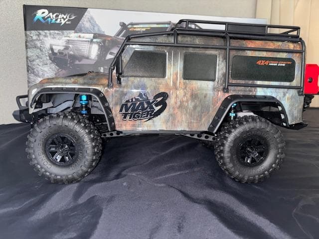 a*c様 1/10　クローラー　HB-ZP1001（中国製）