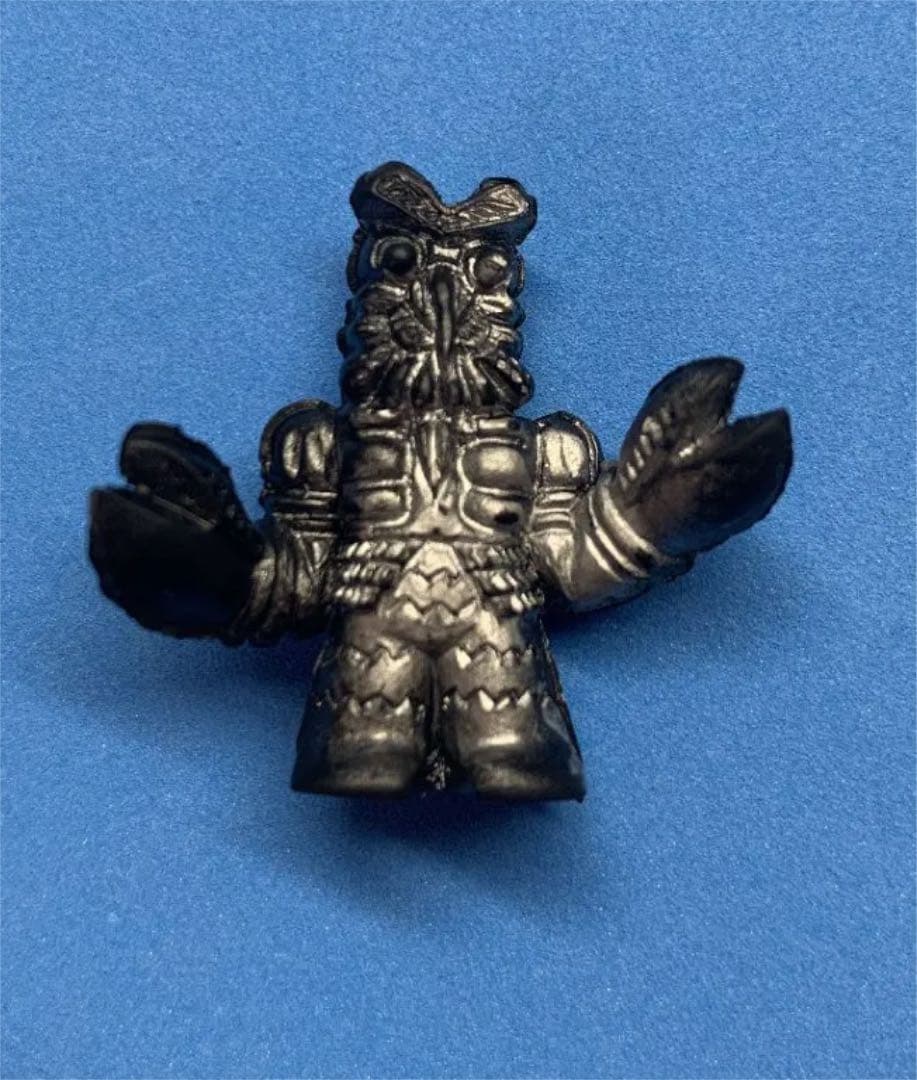 ウルトラ怪獣消しゴム　ポピー【バルタン星人】黒　銀スプレー