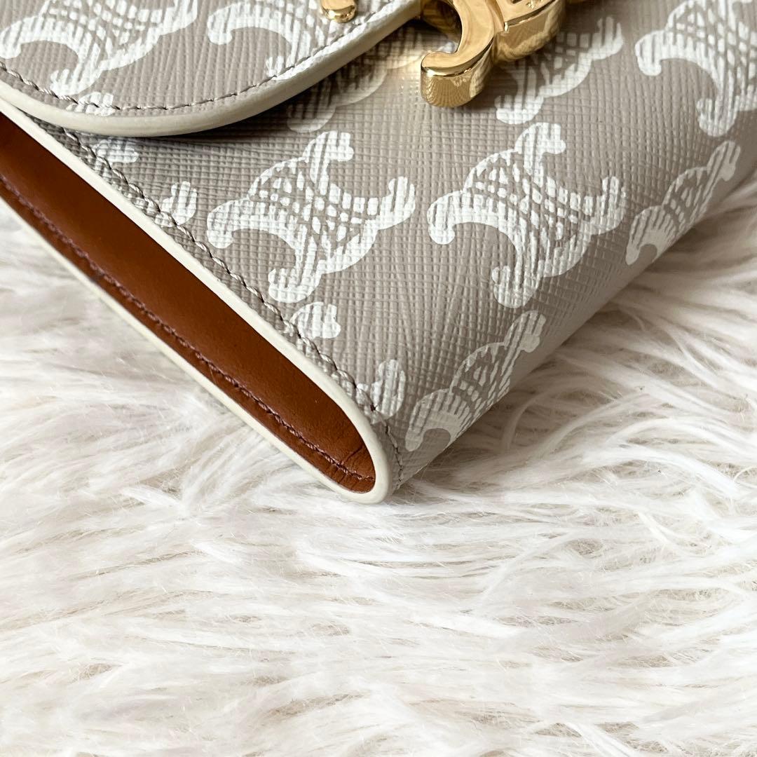 未使用✨CELINE セリーヌ トリオンフ スモールフォレット　三つ折り財布