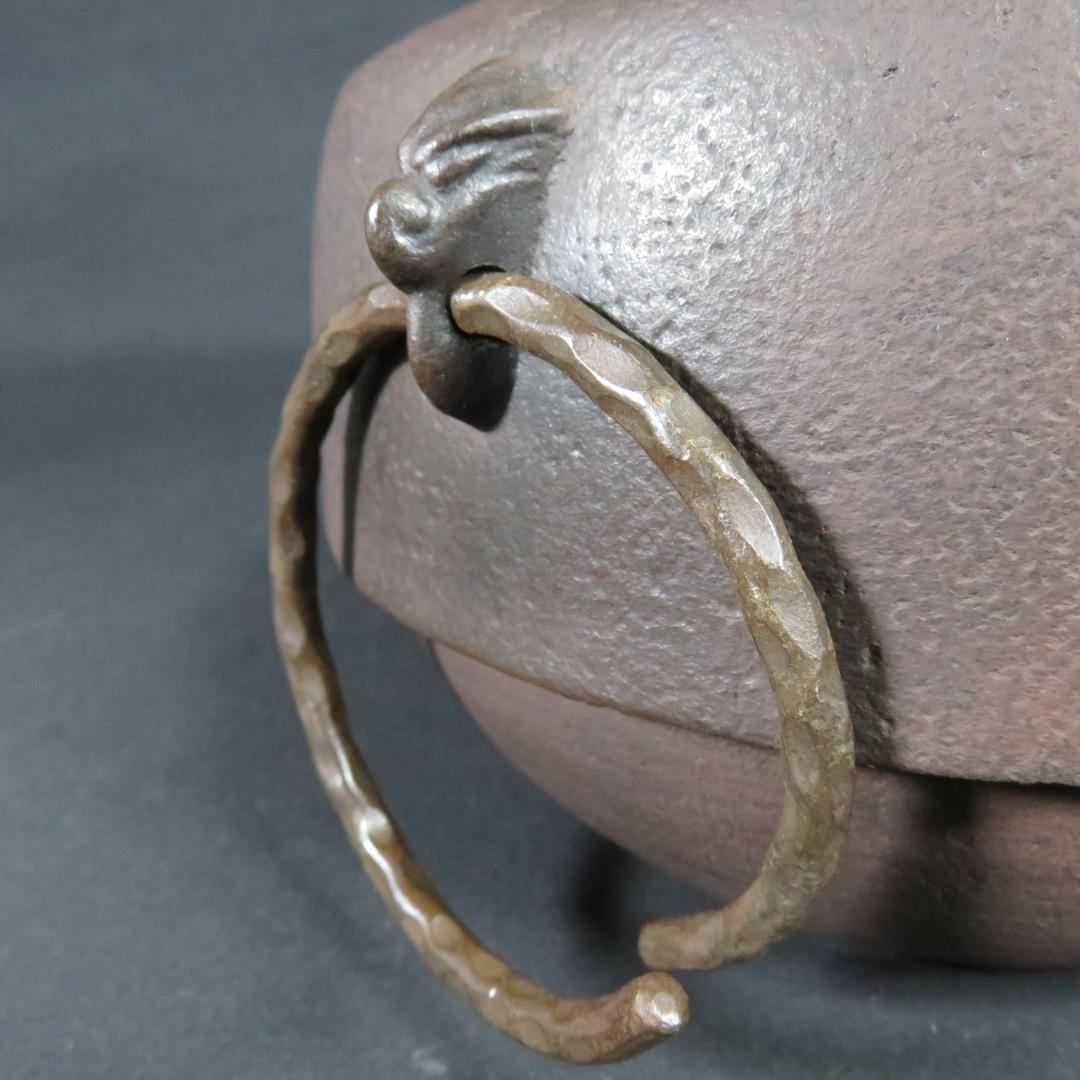 唐銅 切合鬼面風炉撫肩平丸釜添 一ノ瀬宋辰 畠春斎 錆あり 茶道具