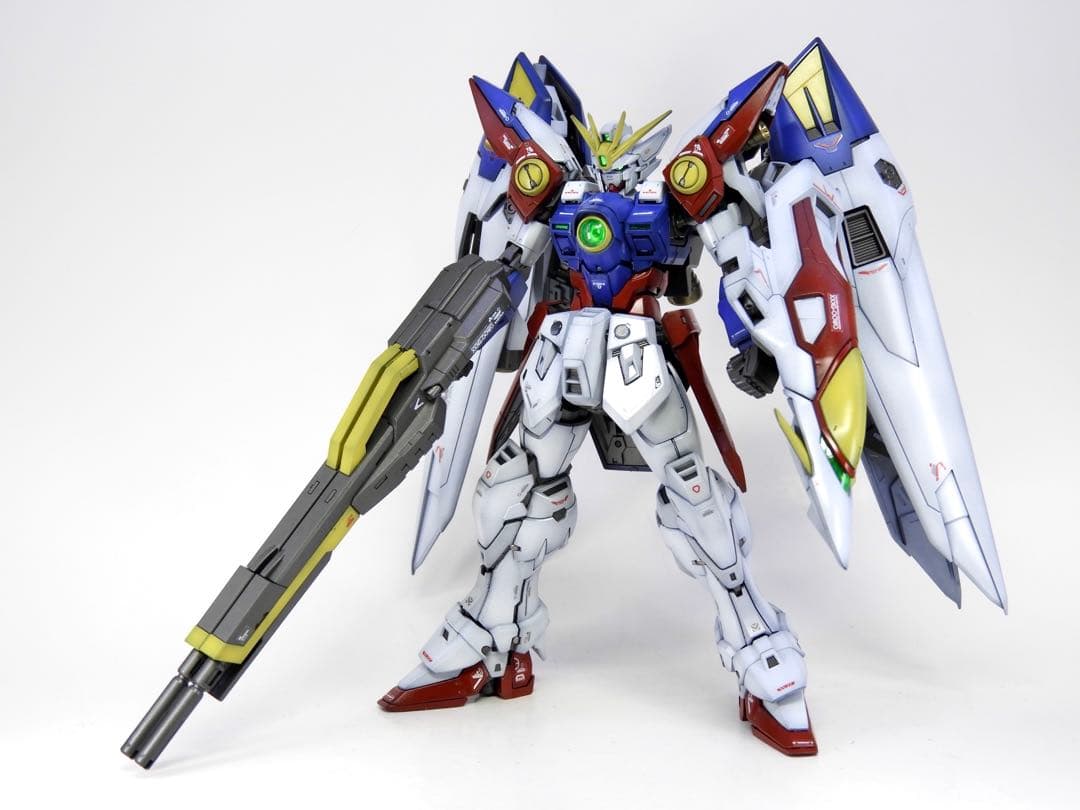 RG ウイングガンダムゼロ / ガンプラ 完成品