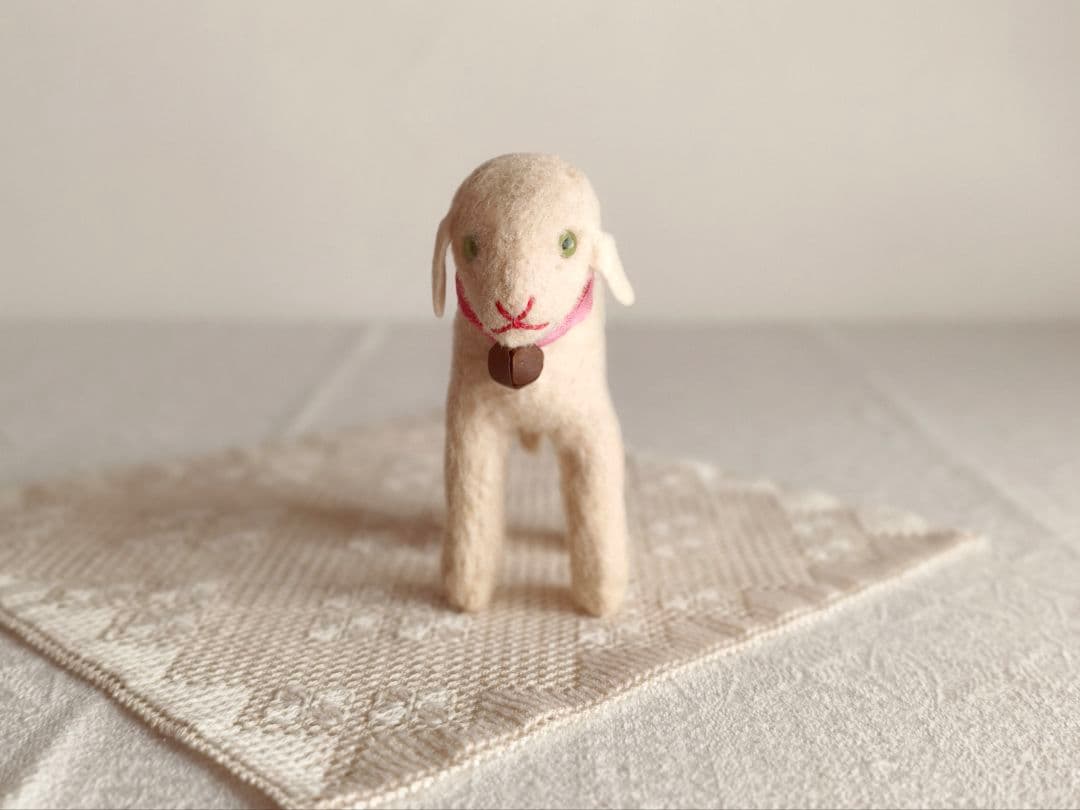 * vintage animal ❀ グリーンの瞳の 羊ちゃん