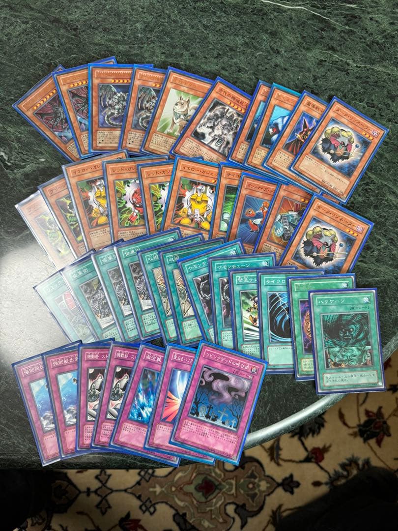 遊戯王まとめ売り　カード2800枚以上⭐︎限定カードあり