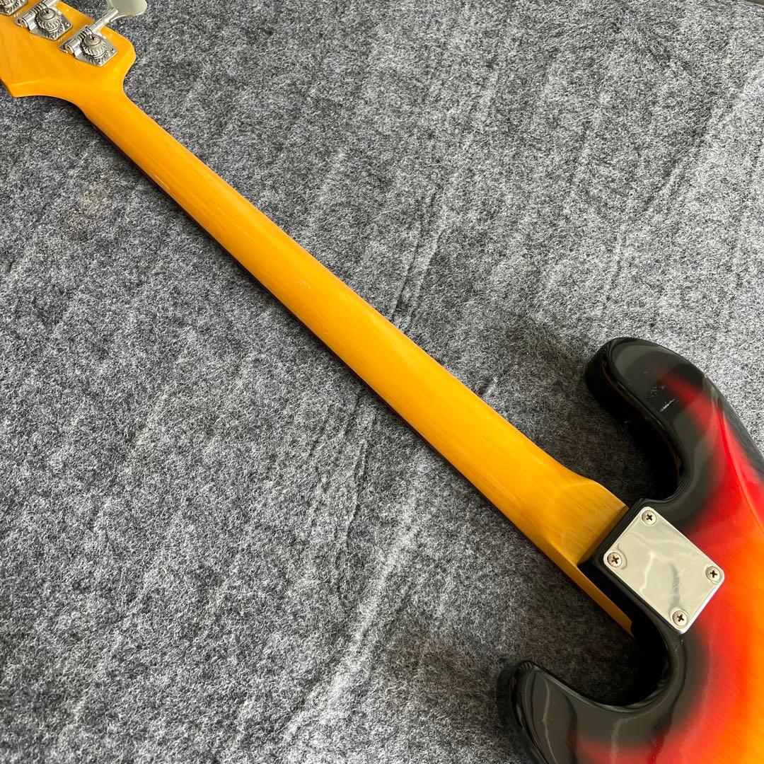 C35激安早い者勝ち✨　Bacchus エレキベース BJB-400R 初心者