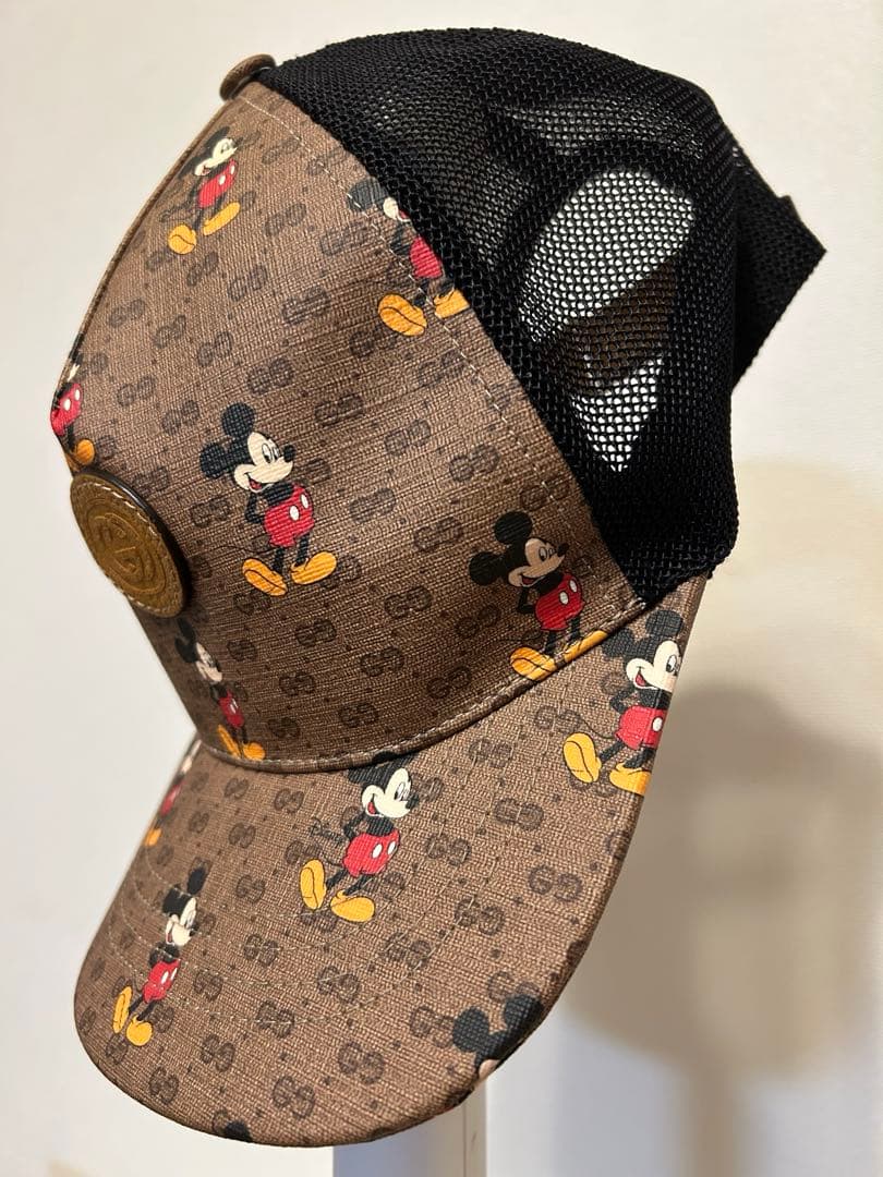 GUCCI×Disneyコラボ　限定キャップ