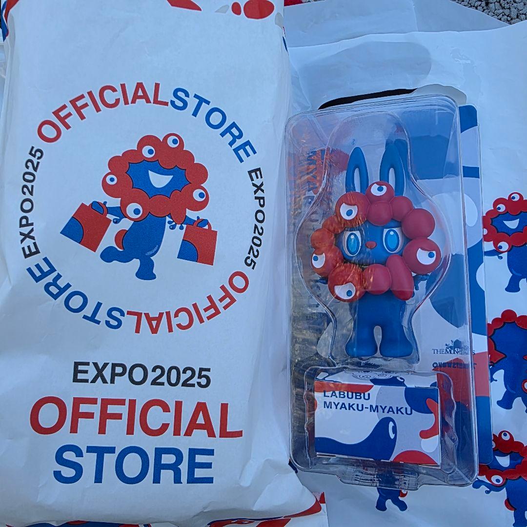 ラブブ 万博 フィギュア