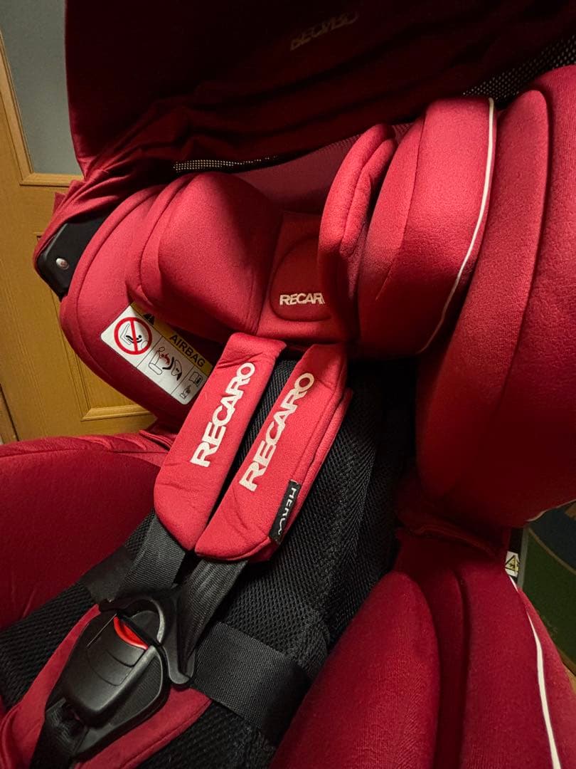 RECARO ZERO.1 チャイルドシート ISOFIX対応　クリーニング済