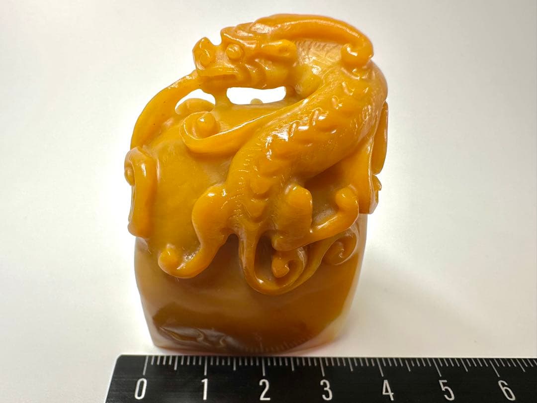 螭虎 古獣　田黄　高級印材　ラオス　篆刻　印材　印石　書道　落款　遊印