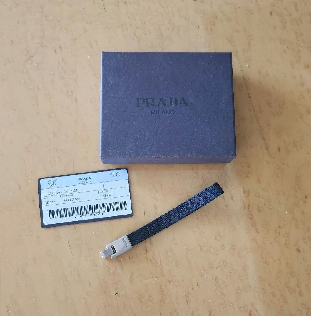 スマホアクセサリー PRADA